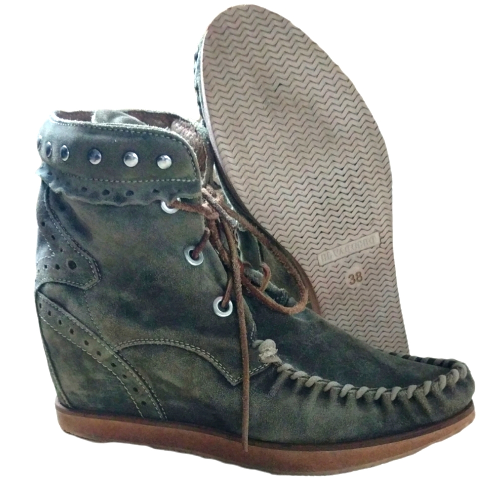 El Vaquero Roseland Suede Wedge Moccasin Boots 38